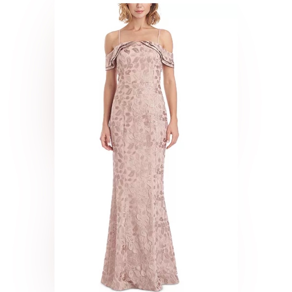 JS COLLECTIONS
Off-The-Shoulder Mermaid Gown